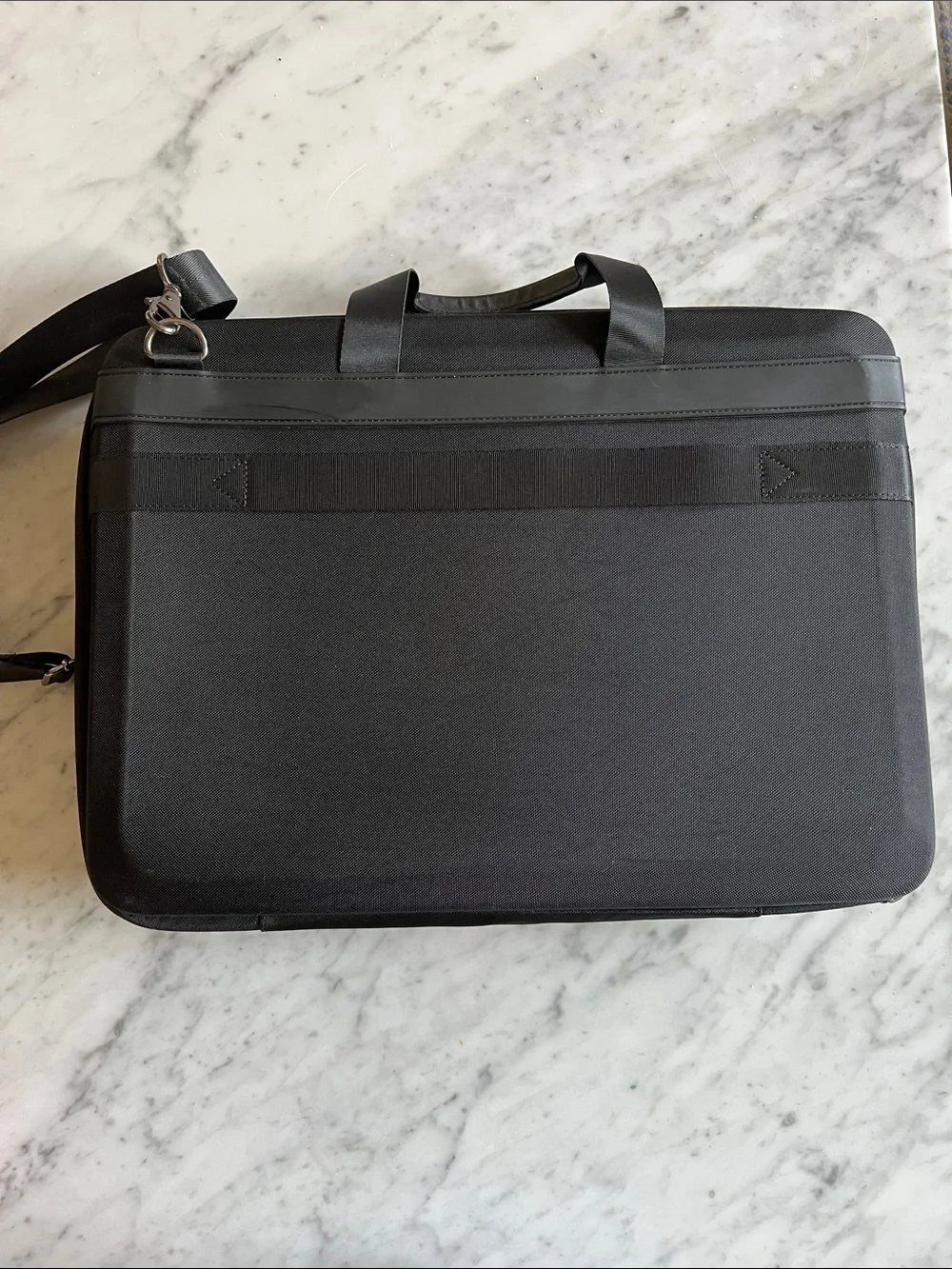Smatree Black Heavy Duty Hard Laptop Case Shoulder Strap Briefcase